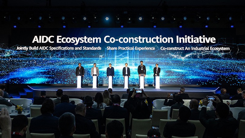 Huawei's tweet photo. AI is reshaping infrastructure demands at scale.

At MWC 2026, Huawei introduced AIDC architecture and AI-powered Green Sites to tackle energy, reliability, and delivery challenges, helping operators build more efficient, resilient, and future-ready systems.
