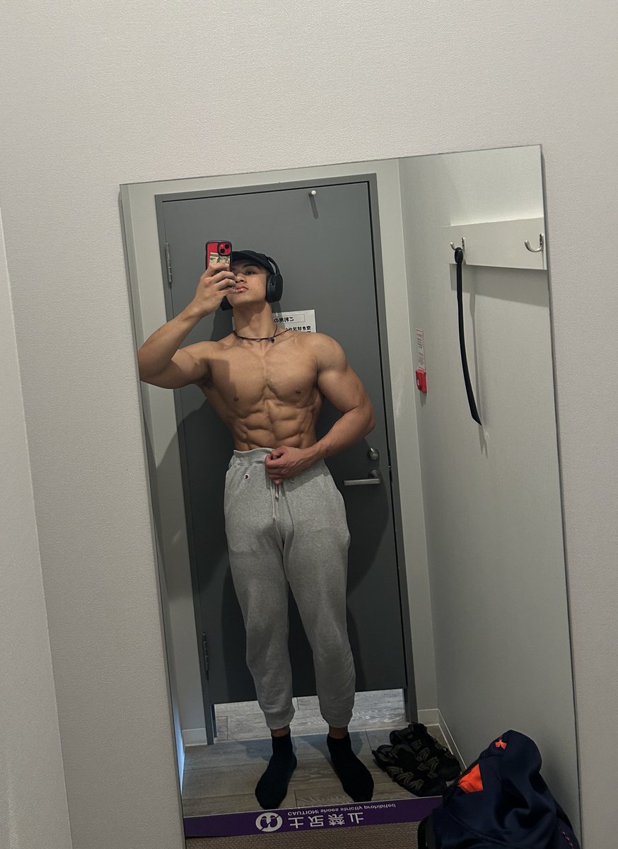 彫刻さん tweet media