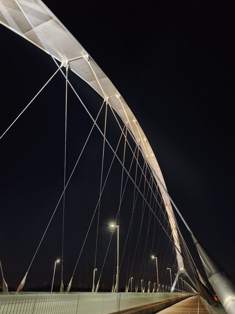 maickel1979's tweet image. Wederom een lange mooie wandeling gemaakt in de nacht
#Nijmegen op z'n mooist ❤️ 
Alleen ik en #moordcast op @Podimo_NL #wandelen #lopen
#podcast #truecrime #stress #mentalhealth #depression