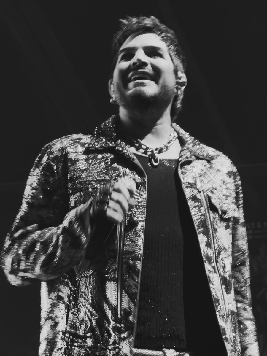 DILAMBERT tweet media