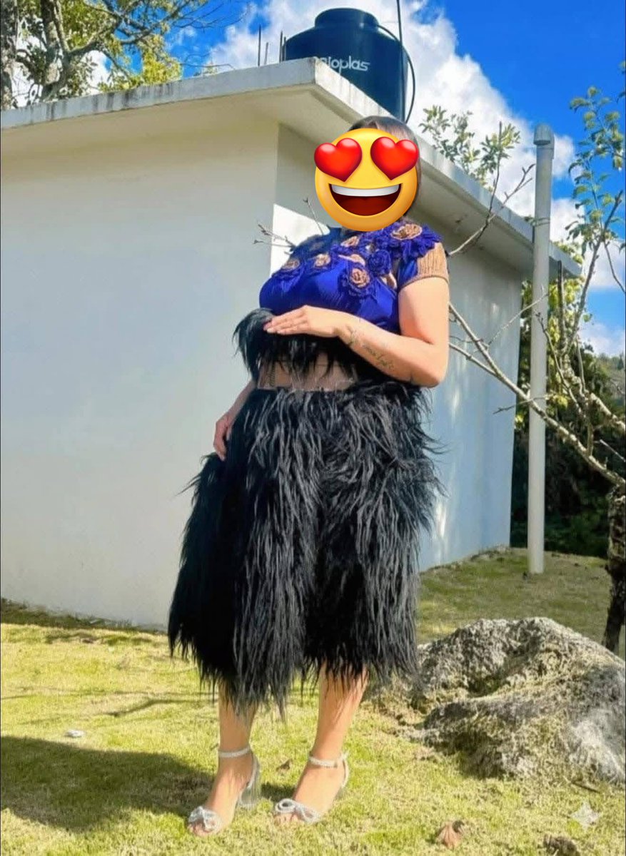 MiriamLope7134's tweet photo. Gracias a mi epsoso disfrutar con amigo 
Espero verte a mi seguir en persona 🥵😈
#incestoconmamá #chamula #zinacantan 
#sancristobaldelascasas #chiapas #infiel https://t.co/FfB6sL1yEM