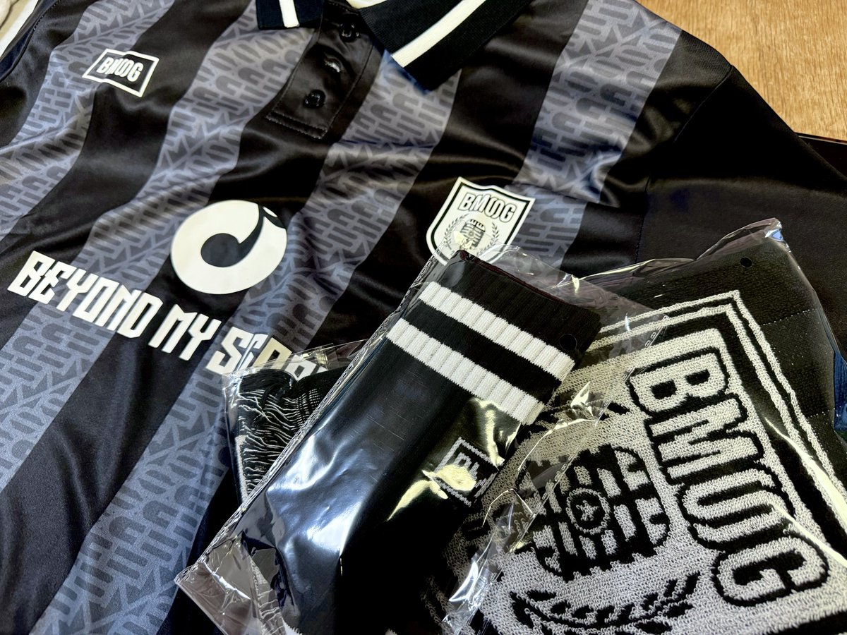 BMSGenta's tweet photo. BMSG SPORTSのアパレル諸々届いた。めちゃくちゃ良い。 https://t.co/ZaerQytJpI