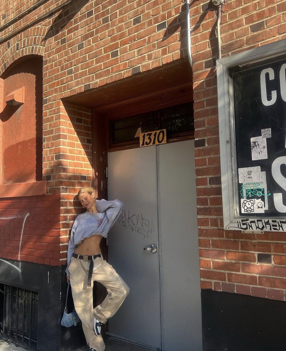 VictoriaMori tweet media