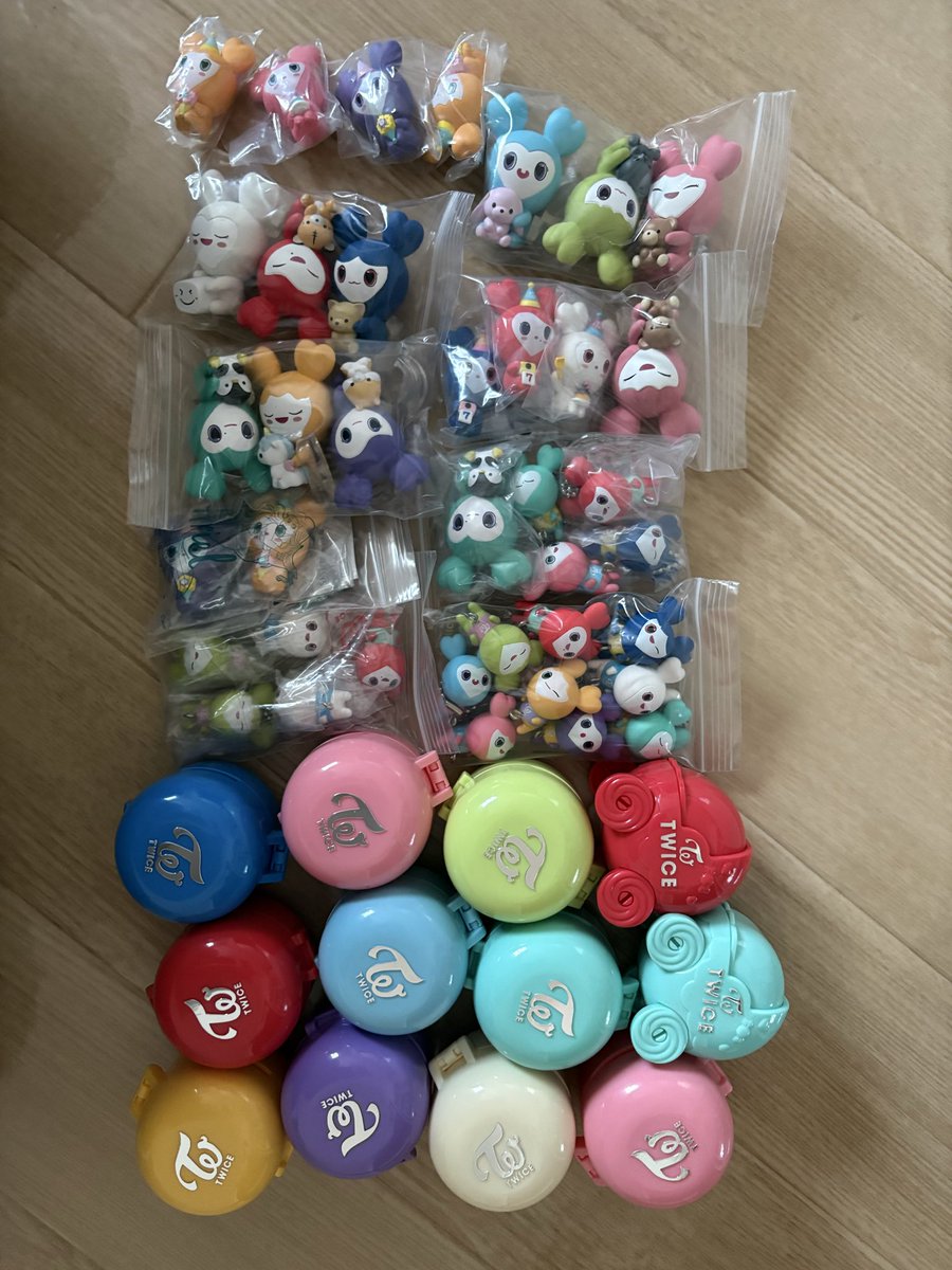 とまと tweet media