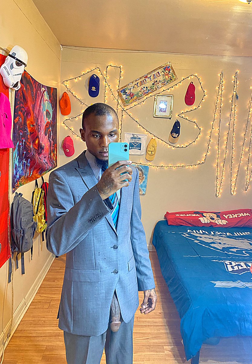 daydaybigghead tweet media