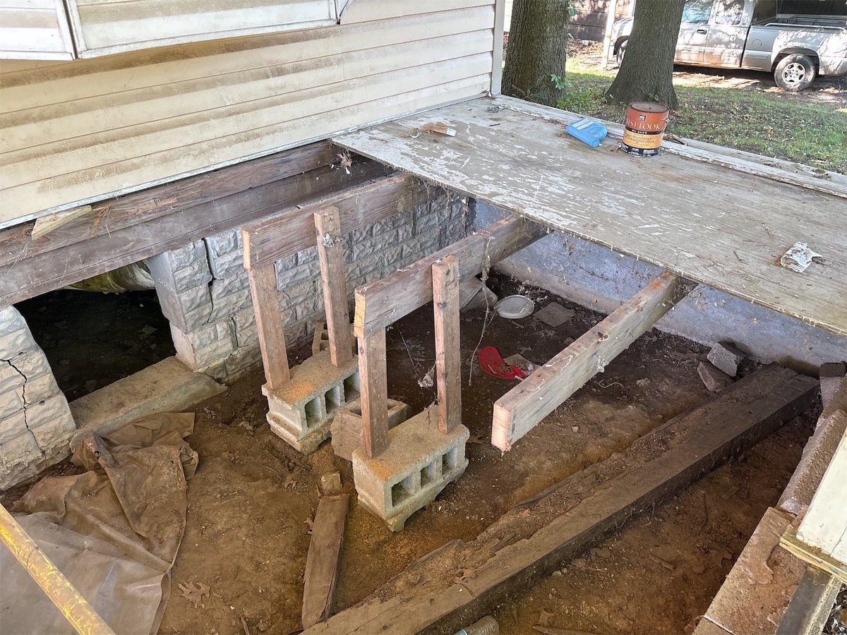 Hom Tanks tweet media