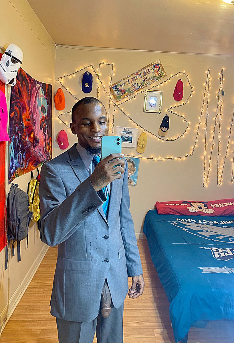 daydaybigghead tweet media