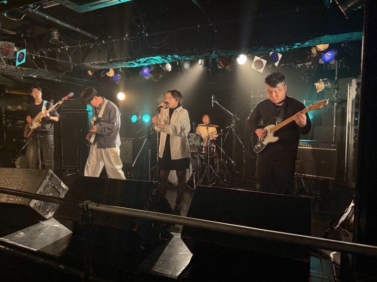 2FaceCompany's tweet photo. 3/29 京都MOJO
ありがとうございました

ベースが代わりまして初めてのライブでしたが、非常に有意義な時間となりました。
他の出演者様、そして来てくださったスポンサー様も誠にありがとうございました。 https://t.co/SHE9leAqbE