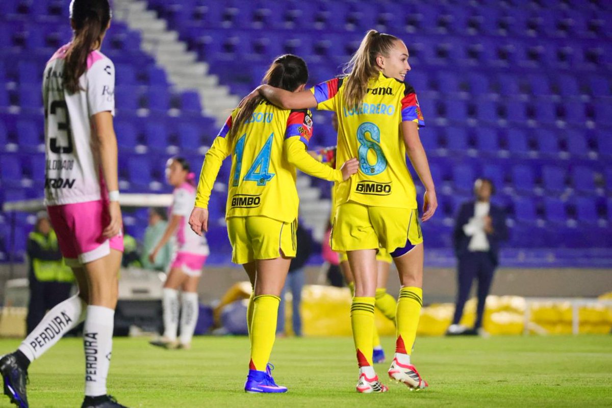 #LigaBBVAMXFemenil 🎀

🤯 América suma de tres luego de vencer dos goles a cero al cuadro del Atlas. Irene Guerrero y Alexa Soto fueron las auroras de los goles. 

📸 <a href="/dannielloo/">Billy</a>