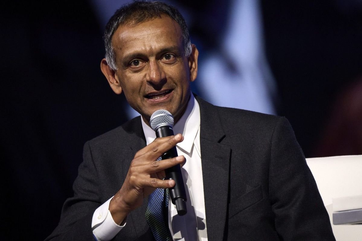 Base.news.eth tweet media