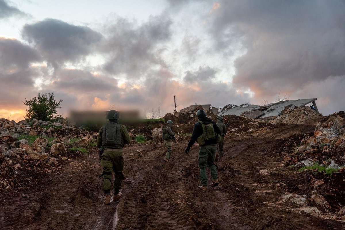 افيخاي ادرعي tweet media