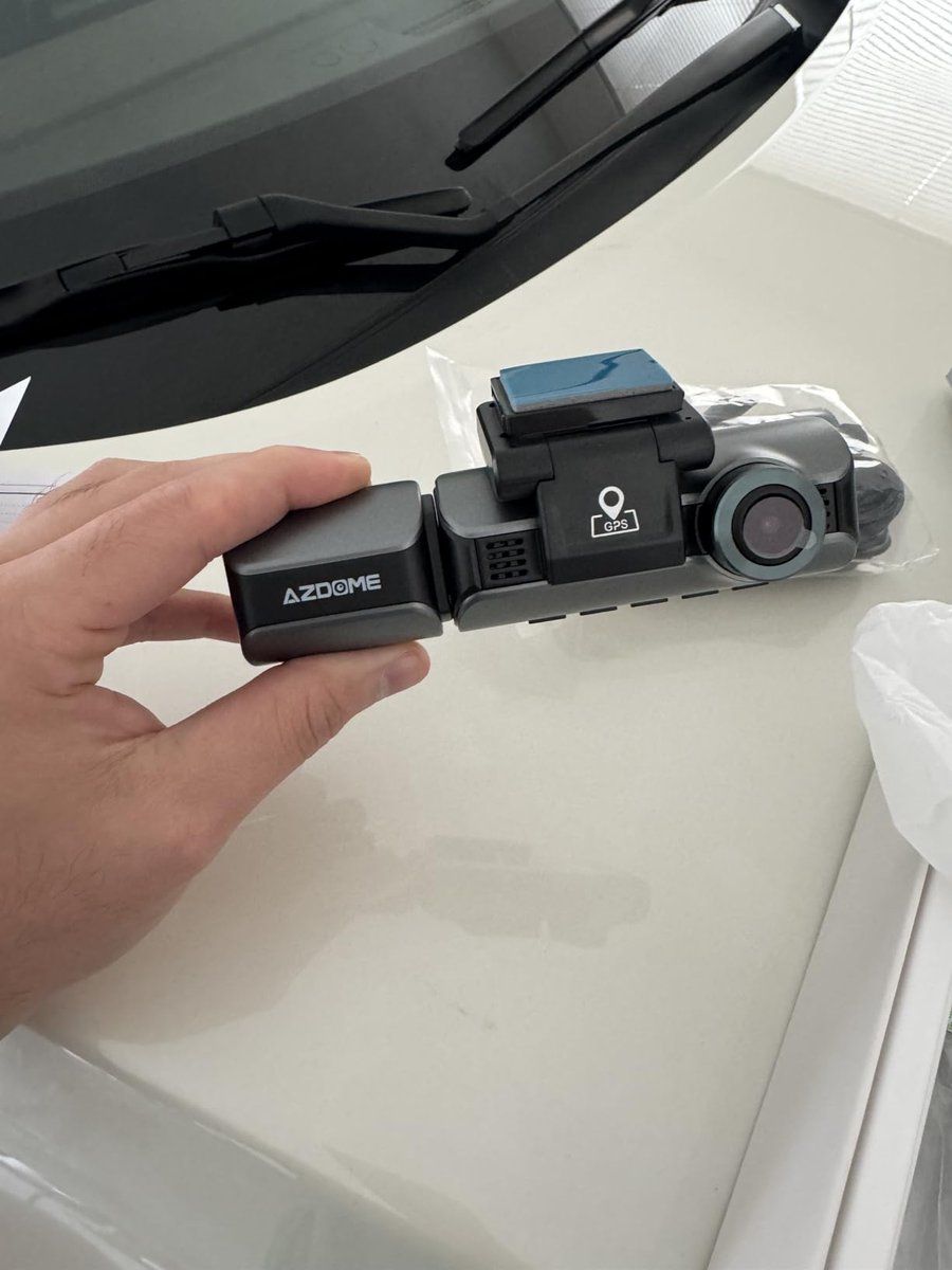 AzdomeGlobal's tweet photo. Unbox. Plug. Record. ๐ฆ๐ฅ
Three channels. 5G WiFi. GPS.
The AZDOME M550Pro is ready to roll.
Get yours now: https://t.co/lzeLtT5Yrb
#dashcam #AZDOME #drivesafe #usa #springroad #springstyle #dealsoftheday #ontheroad #roadtrip #caraccessories #carcamera #amazonfinds #newproduct https://t.co/17unvlM9uF