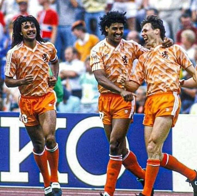 ExtremeFootbal4's tweet photo. https://t.co/8woA9C1SSb