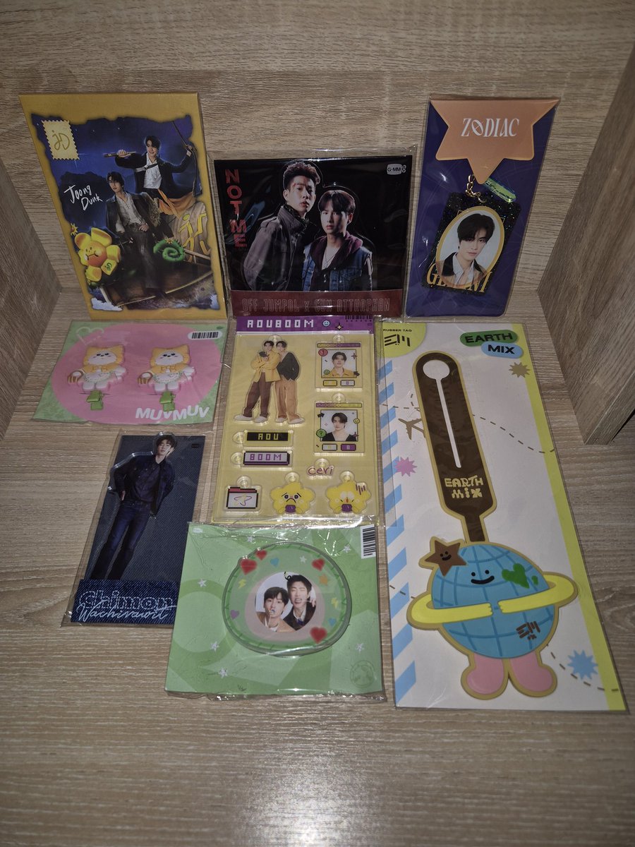 ออฟอที่มาจากสนามบอล tweet media