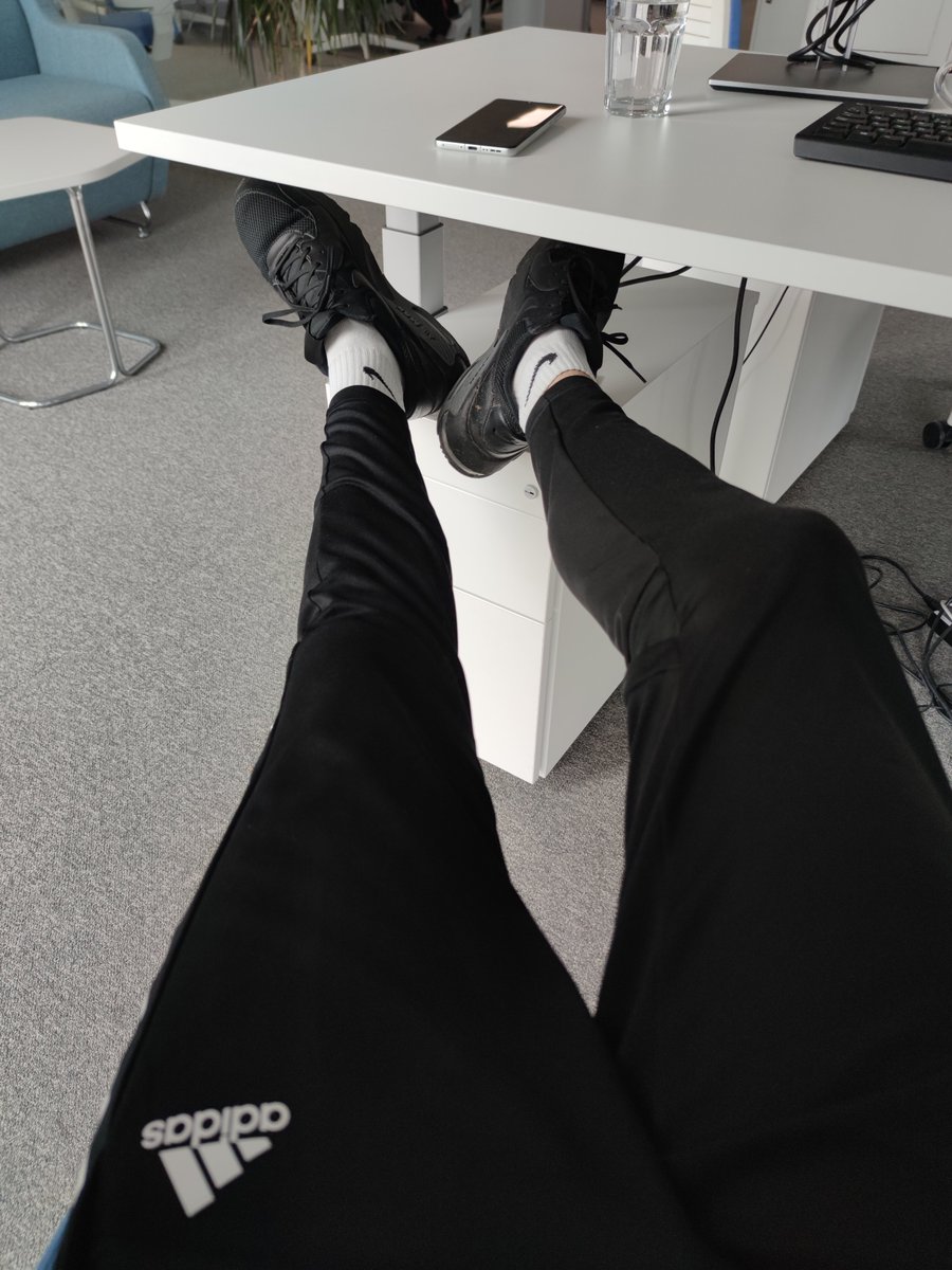 Kondziel tweet media