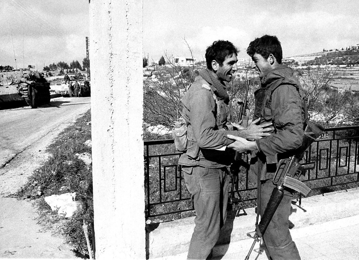 lorienttoday's tweet photo. 🟥 #WaronLebanon | Lebanon and Israel: Between myths, illusions, and deceptions
Since the creation of the Israeli state in 1948, the existence of political currents advocating a “Greater Israel” has been well established. So has the deliberate ambiguity surrounding its boundaries.
(Photo Credit: AFP Archives)