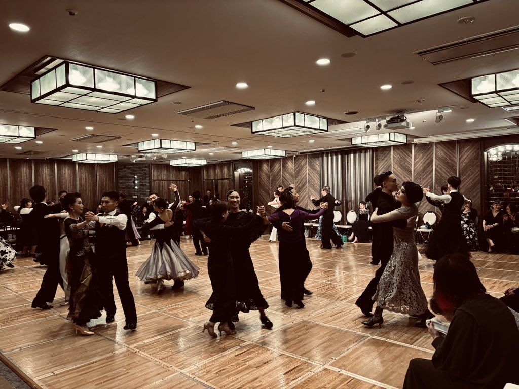 AIR Dance Lounge tweet media