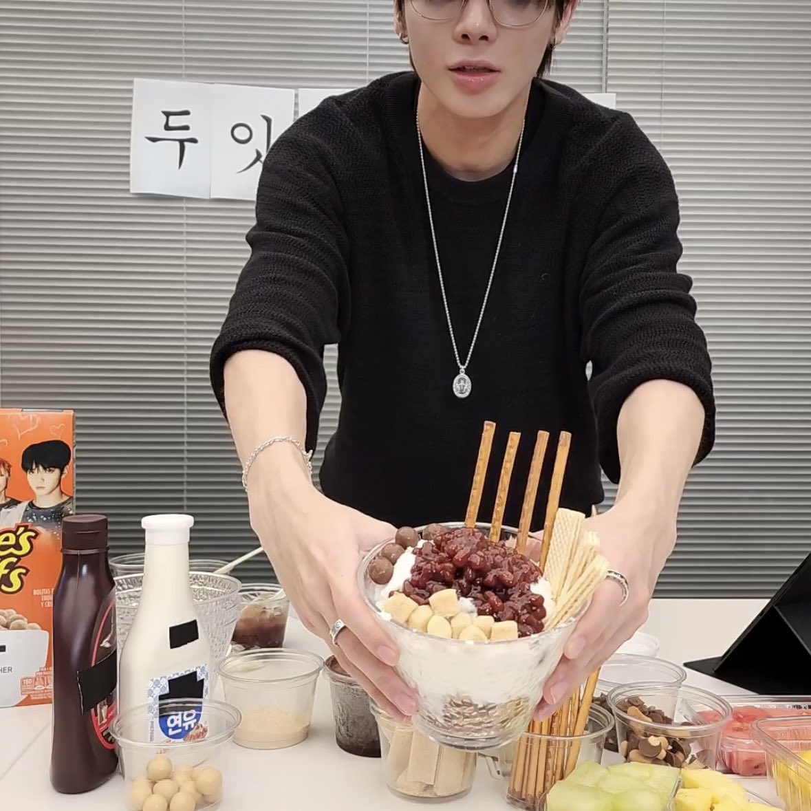 이목련 tweet media