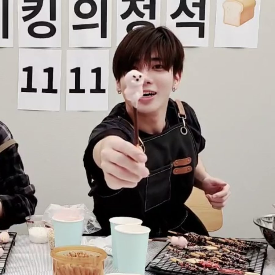 이목련 tweet media