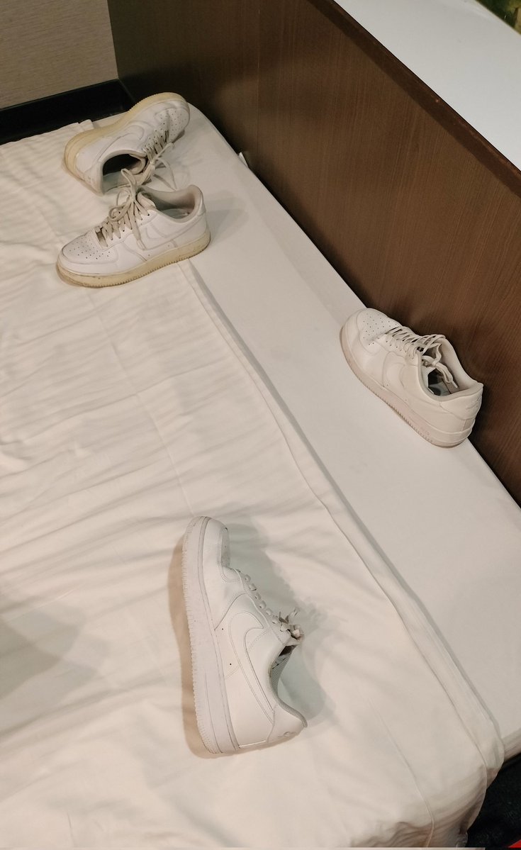 鞋襪里歐 tweet media