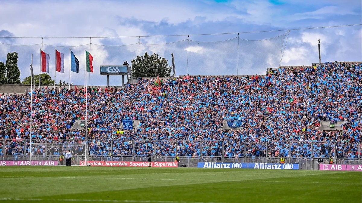 E-Leeds United tweet media