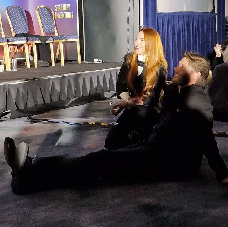 팝코니 tweet media