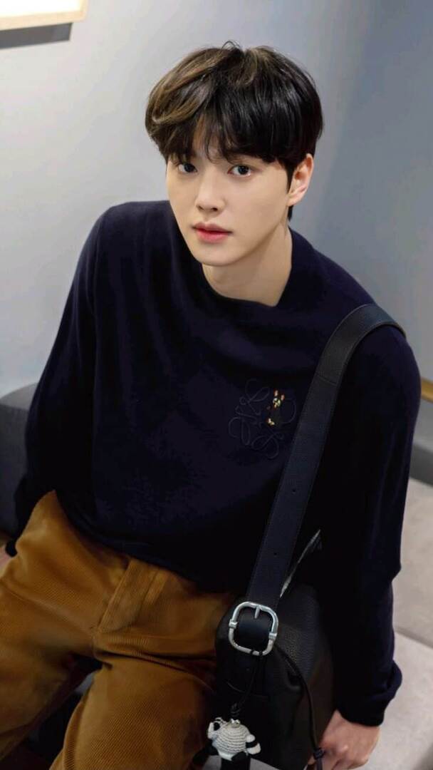 selfolssi ♤ tweet media