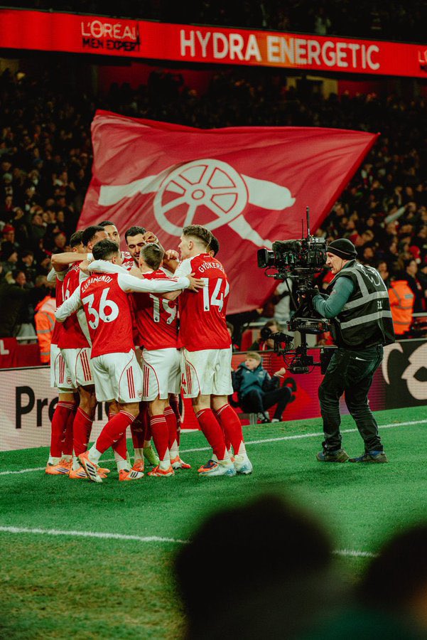 Lacazette🔴✨ tweet media