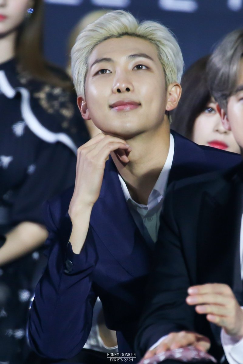 hourly namjoon bot tweet media