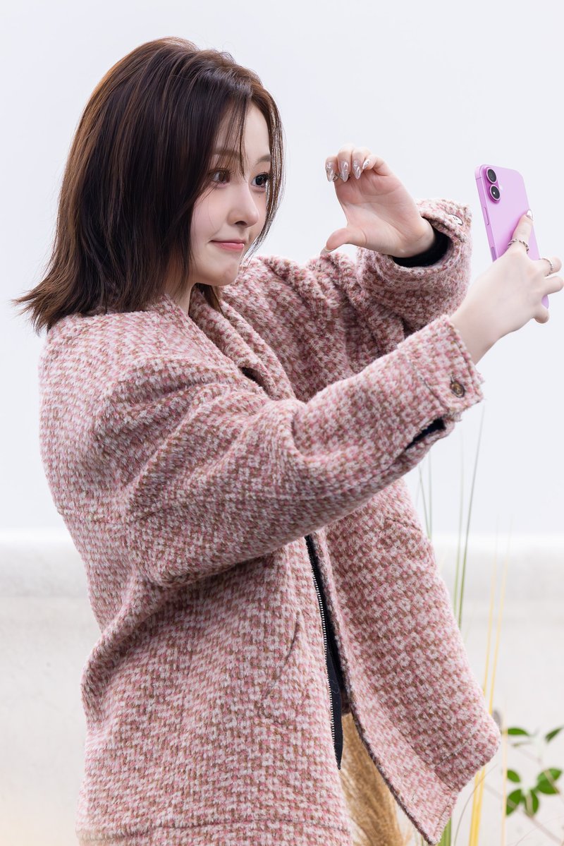 QueenzEye_OFFICIAL tweet media