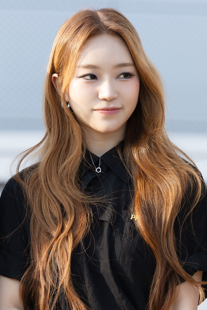 QueenzEye_OFFICIAL tweet media