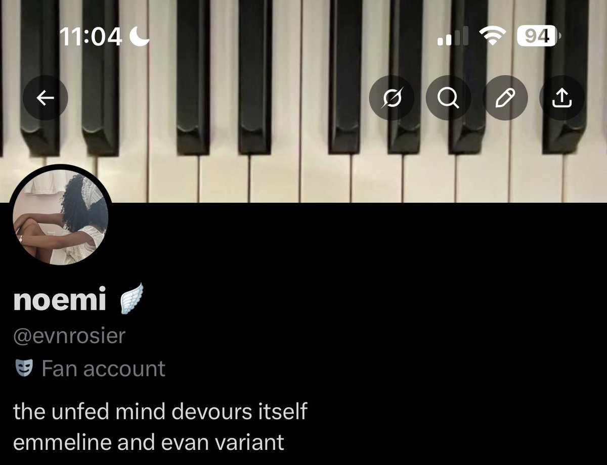 noemi 🪽 tweet media