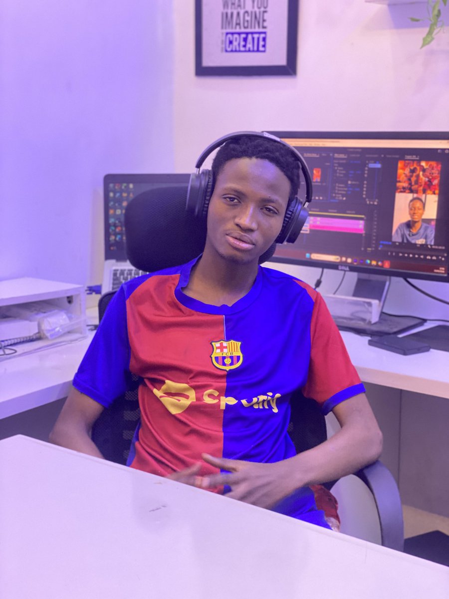 Learnwithsadiq's tweet photo. If you have a skill, don’t take it for granted. Platforms like Upwork, Freelancer, and Fiverr are full of people looking for your services every day.

You don’t need connections or travel. Just your skill, consistency, and effort. https://t.co/U6kSruhQCB