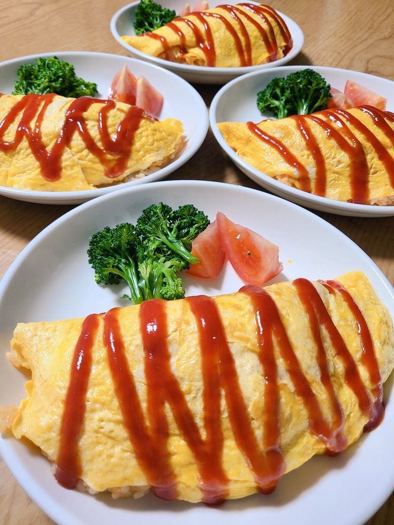 ともちゃ tweet media