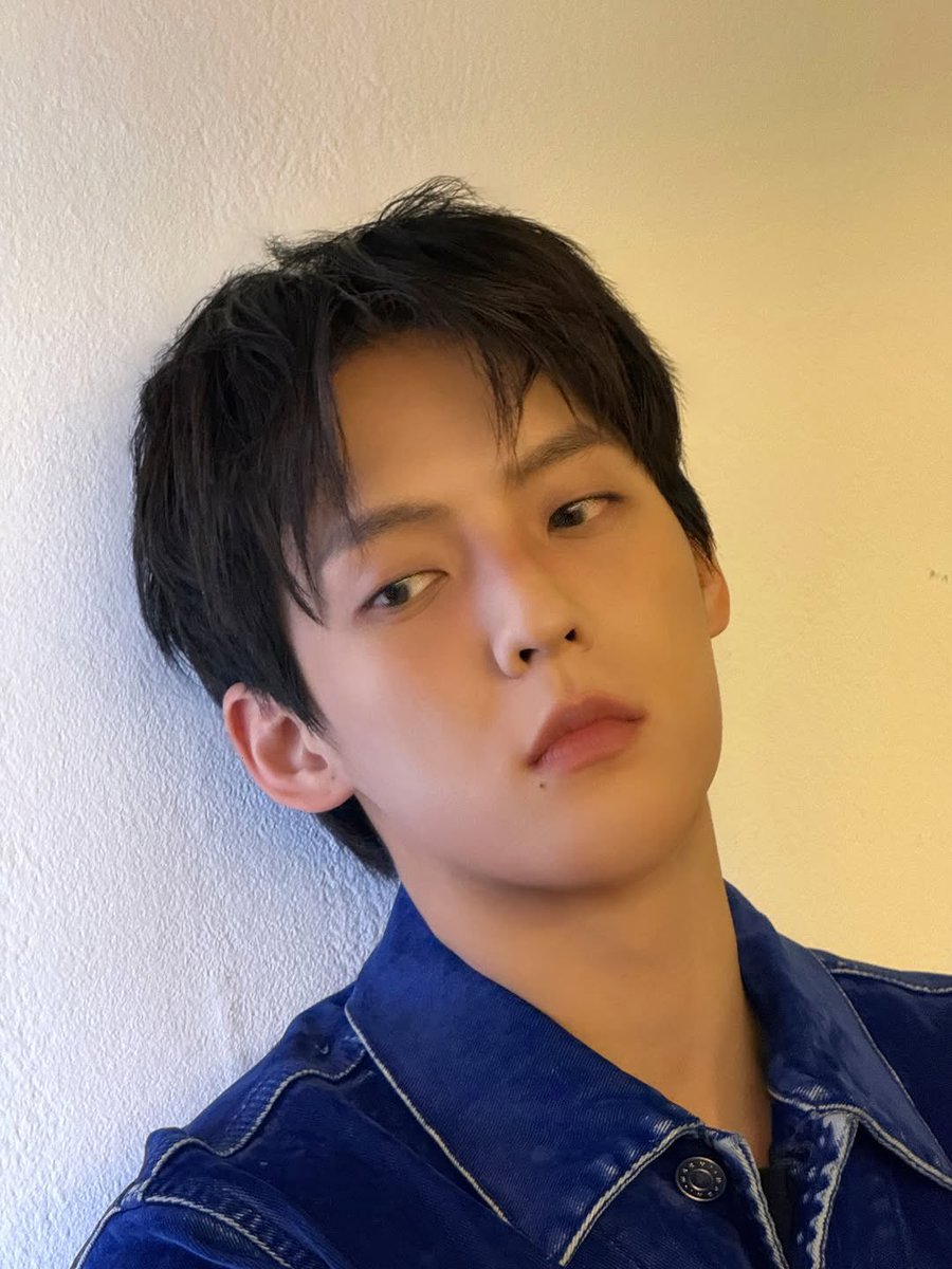 BellII29's tweet photo. 260402 #허타람찌 인스타게시물

27살 같대요😛 https://t.co/CUVKP9lGPB