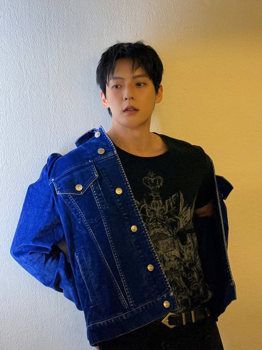 BellII29's tweet photo. 260402 #허타람찌 인스타게시물

27살 같대요😛 https://t.co/CUVKP9lGPB