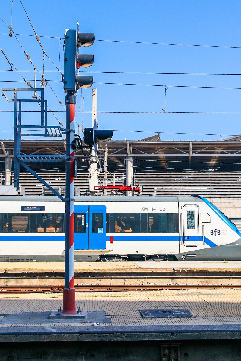 Tren Nos - Estación Central tweet media