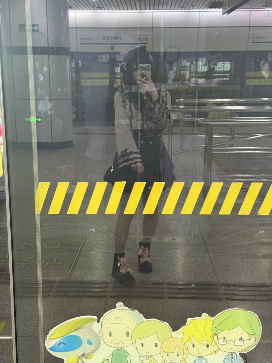 芊茉音華 tweet media