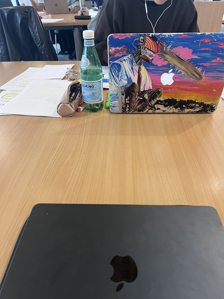 raphaël tweet media