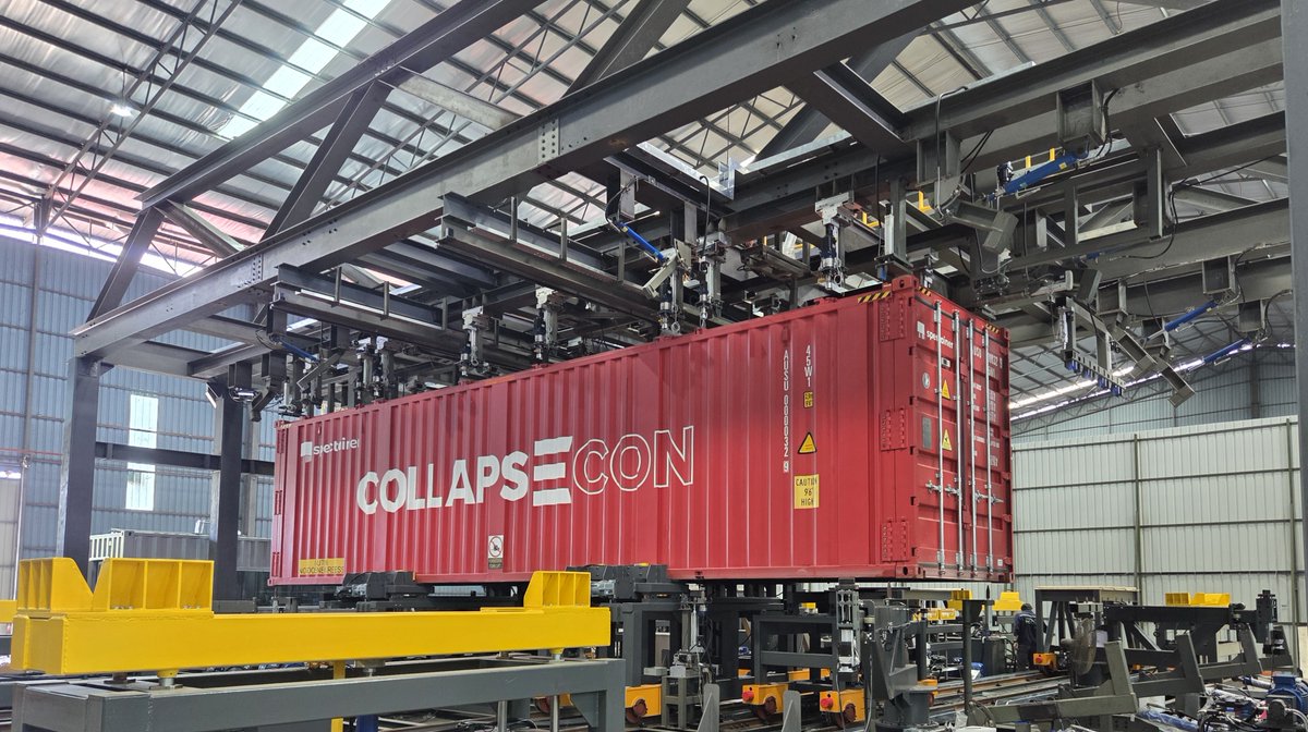 spectainer's tweet photo. #COLLAPSECON® containers and #COS® work together as a unified system, collapsing and combining through controlled automated processes. Spectainer’s newest generation of COS pushes that architecture further still. https://t.co/WS1lTG2eUU