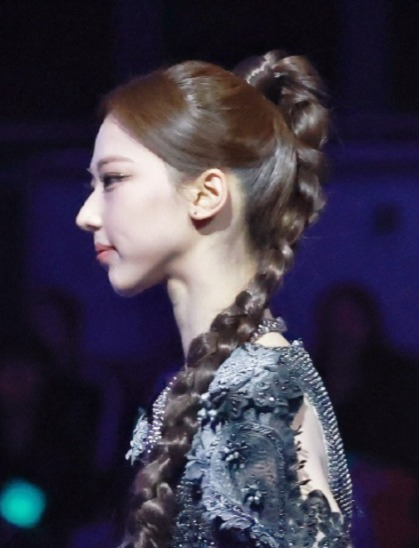 out of context ruka tweet media