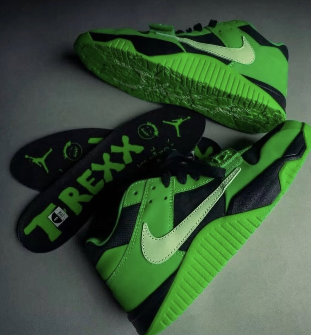 Le site de la Sneaker tweet media