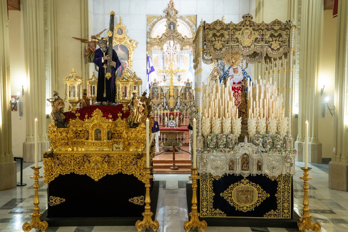 vickygp87's tweet photo. Donde mi mundo se para, donde mi vida encuentra consuelo a sus Angustias, donde mandan el corazón y la Verdad. De aquí y de Ustedes. Del Señor de la Salud y de la Virgen de las Angustias hasta que ustedes así lo quieran. De mi @Hdad_LosGitanos
Por siempre #SaludyAngustias https://t.co/3q824UEL8h