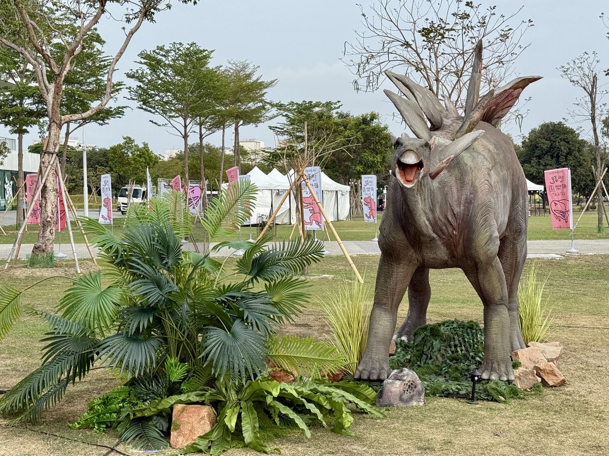 david600808's tweet photo. 練習拍🦕🦖 https://t.co/lYitq5JQ7Z