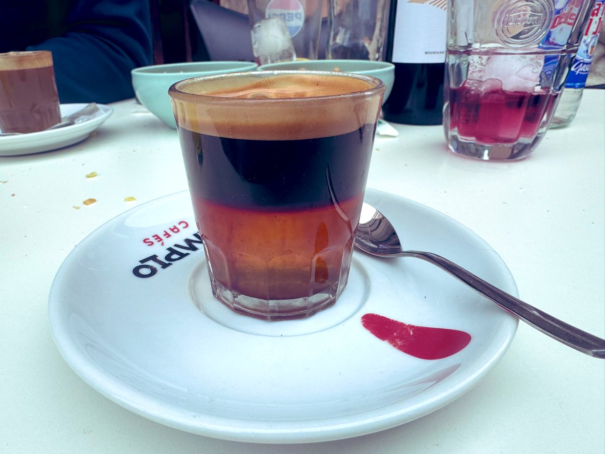 cacauencorfa's tweet photo. Un mes,… un meeees sencer sense esmorzar…. 
He tornat a L’encontre #Algemesi #ANewYorkNoSEsmorza
 No sabem el que tenim…. NO HO SABEM!!! 
Que paseu bones pasques amigues i amics!! 😘😘🥜🥜
(Ultima foto lo mes paregut a esmorzar a USA.. 🥹🥹🥹) https://t.co/hdJgqKTh8G