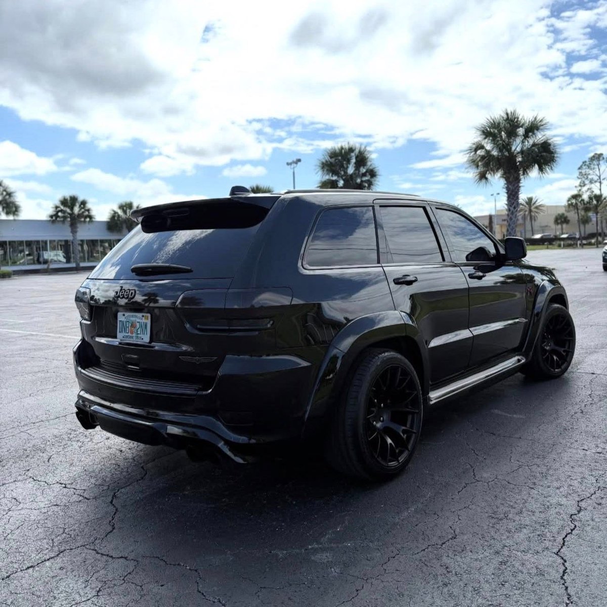 We love cars ❤️ tweet media