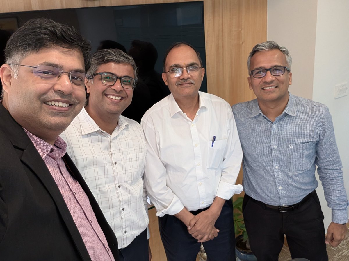 How do you build a financial legacy? You start by listening to the man who managed ₹1 Lakh Cr!!

The three of us recently spent 45 minutes at the Mumbai office of a living legend in Indian finance: Mr. Prashant Jain.

For those who may not know the scale of his impact, Prashant