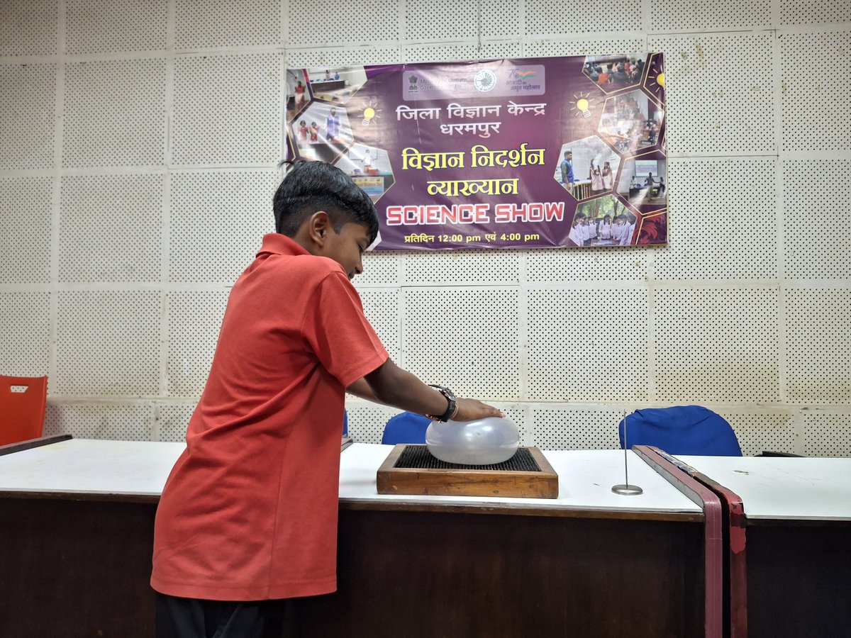 DSCDharampur's tweet image. #sciencedemonstration #educationalvisits #scienceisfun #STEM #stemeducation

(2/2)
