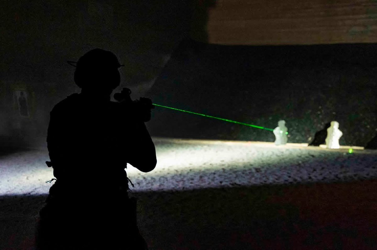 4RCh_Gap's tweet image. Former ceux qui formeront demain.

Nos sous-officiers, formés à l’ISTC NG, sont prêts à transmettre leur savoir.

👉 La qualité clé d’un bon moniteur ISTC ?

#Formation #ISTC #TroupesDeMontagne #Leadership