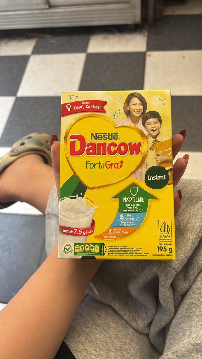 hel-ish🦊 tweet media